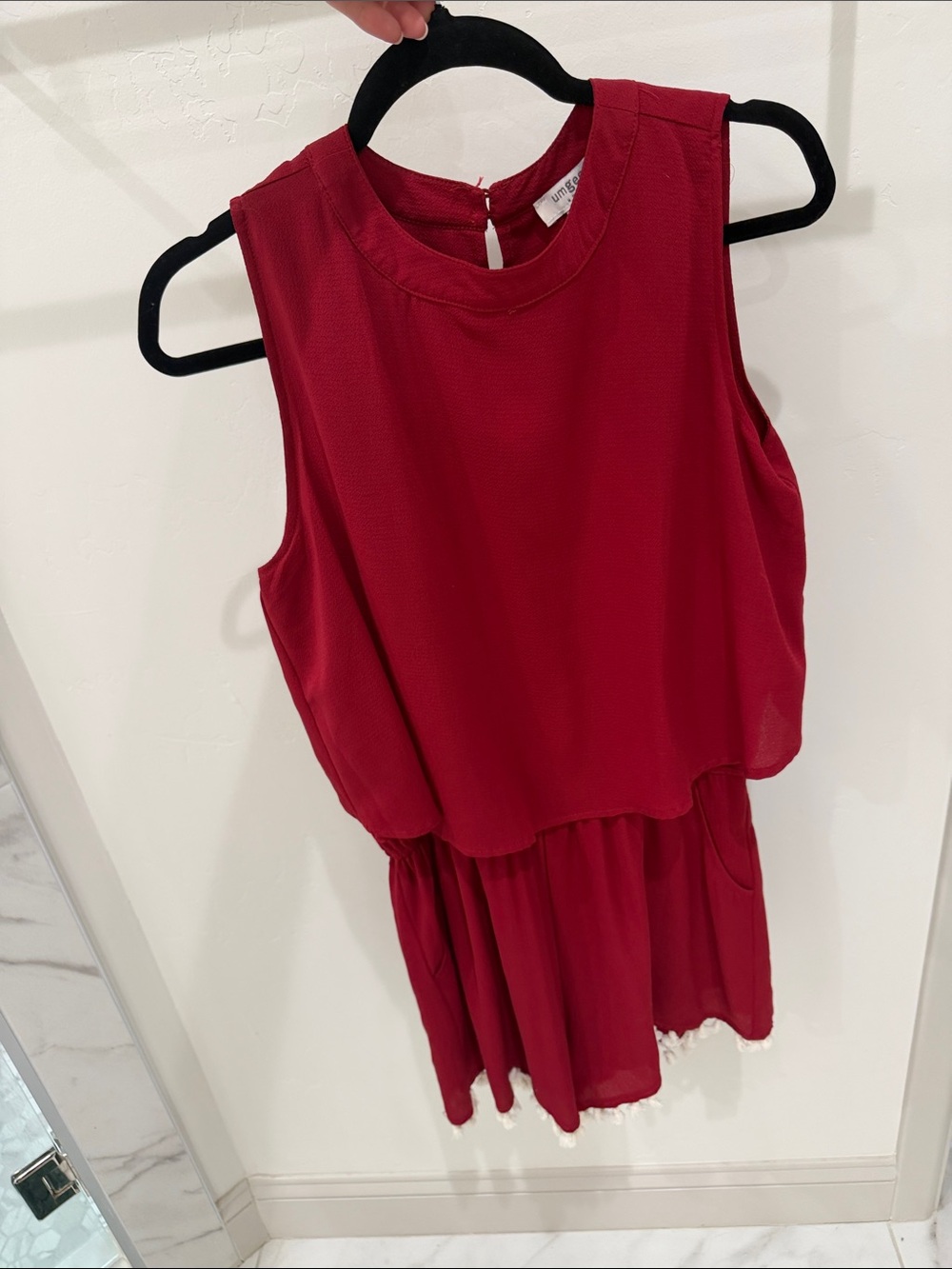 Sleeveless Red Jumper with shorts lined in cream/white tassles - Unbranded